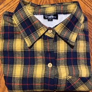 Women’s flannel shirt
